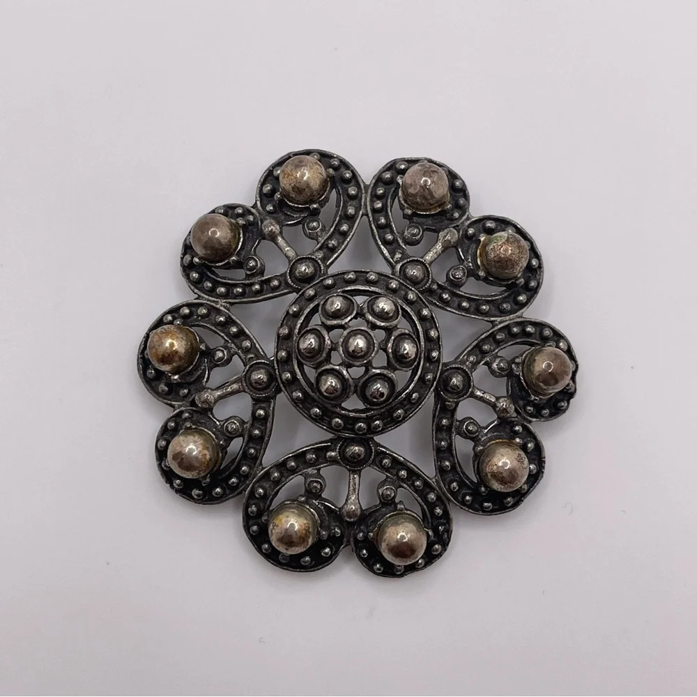 VTG Florenza Victorian Revival Ornate‎ Gunmetal Gothic Pin Brooch 1960s Rare